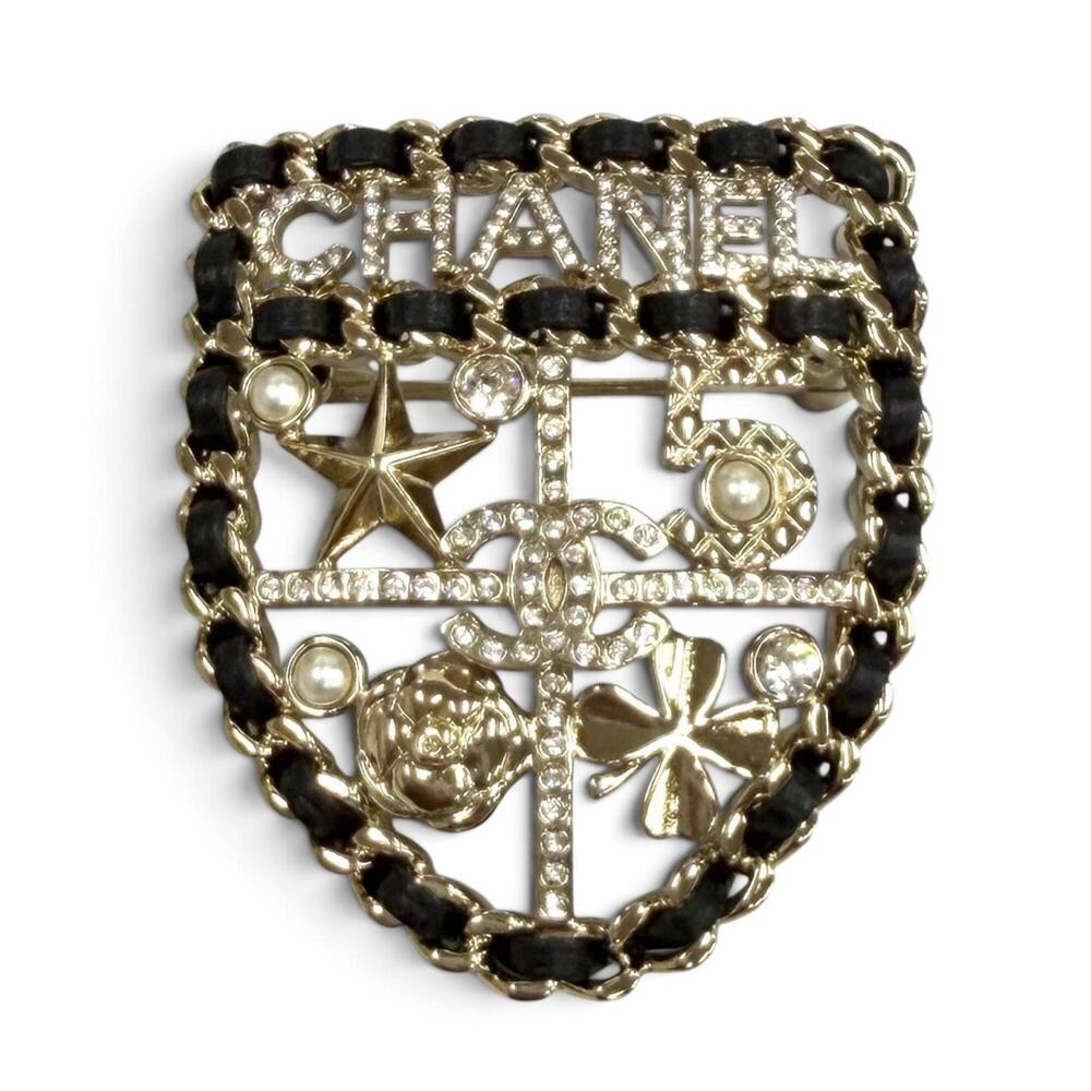 CHANEL B25V AB4702 Coco Mark Eco Pearl Rhinestone Leather Emblem Icon Brooch ...